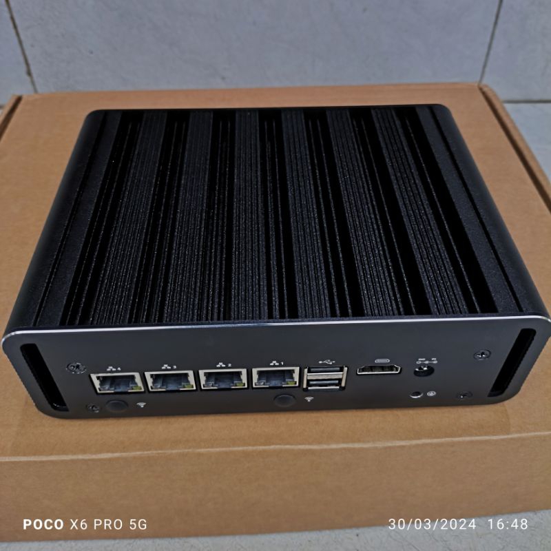 Industrial Mini PC Router x86 Intel N100 4Port LAN 2.5G
