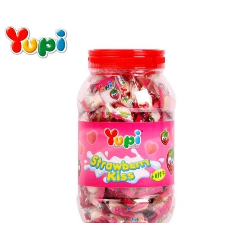 

Yupi kiss Jar Strawberry