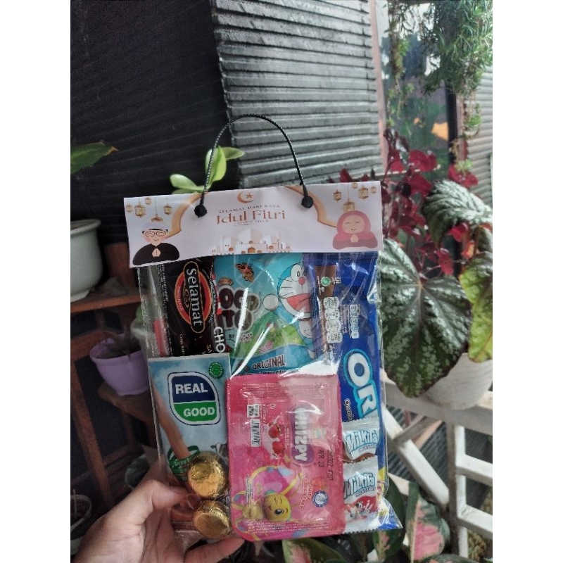 

Parcel Snack Lebaran, Ulang Tahun