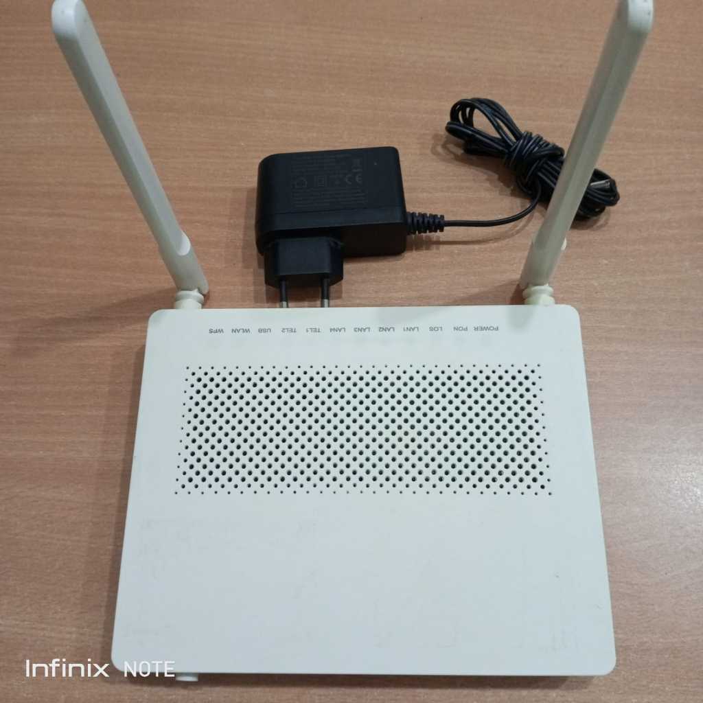 HUAWEI HG8245H PORT HIJAU ANTENA PANJANG (BEKAS NORMAL)