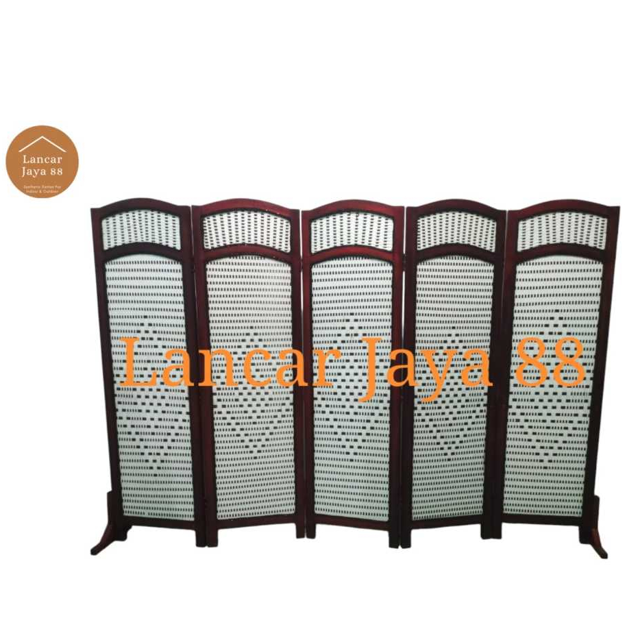 Sketsel Ruangan Rotan Sintetis 5 Pintu Tinggi 170 Cm