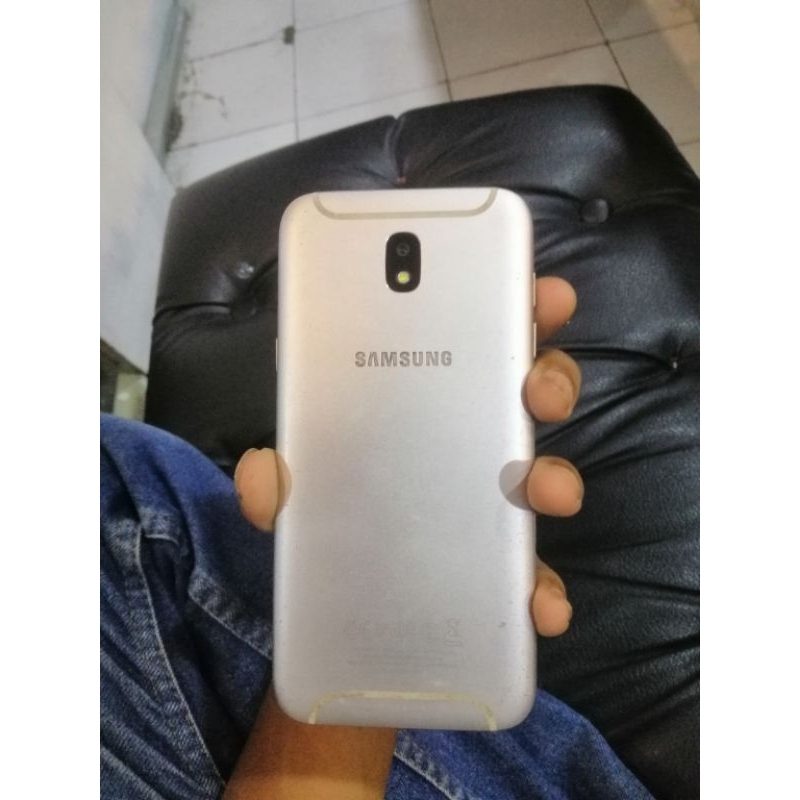 Hp Samsung J5 pro bekas