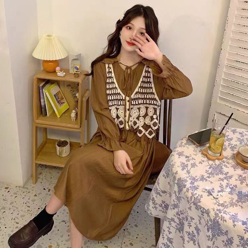 VEST RAJUT ROMPI MOTIF BUNGA AESTHETIC