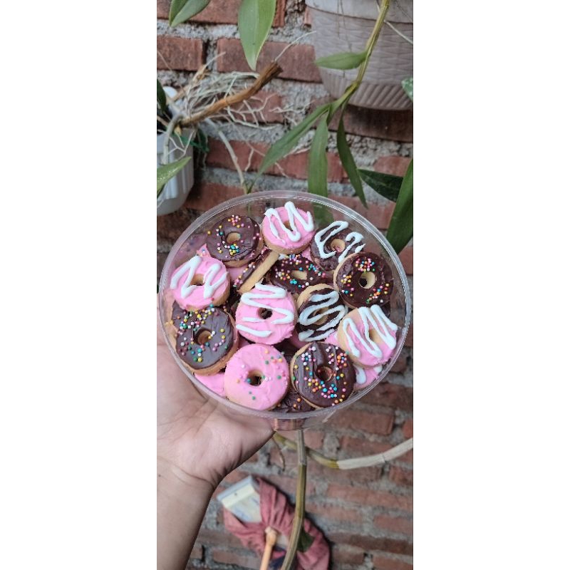 

Donat cookies coklat Marcolade