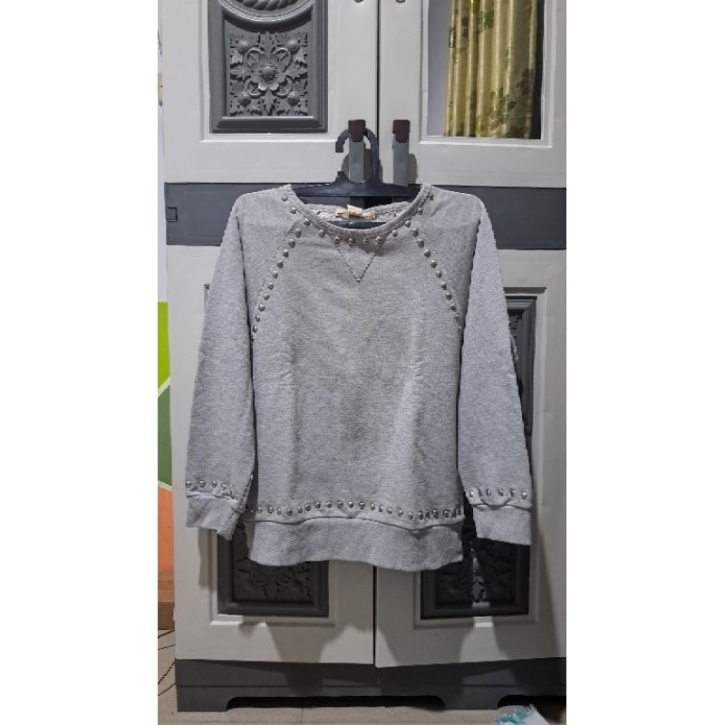 preloved sweater Brand, Basic house, knit, sweater, fashion