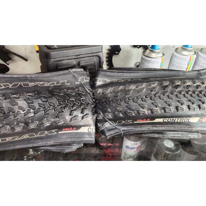 Ban luar kevlar fast trek specialis 29x 2.0