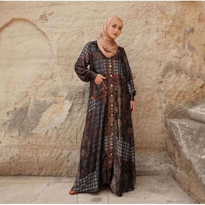 ILIANA DRESS  ZASKIA SUNGKAR "M"