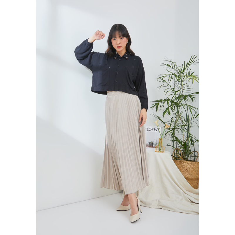 MDL Hijab - Kalara Crop Top - Black - Kemeja Wanita Crop top Lengan Panjang