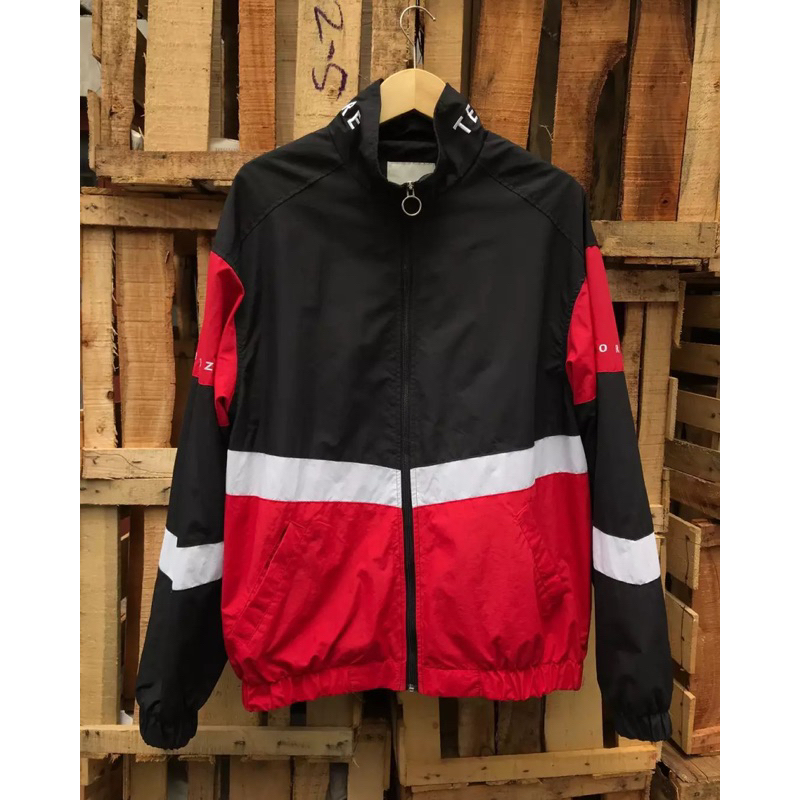 Jacket Windbreaker Attention Colorblock