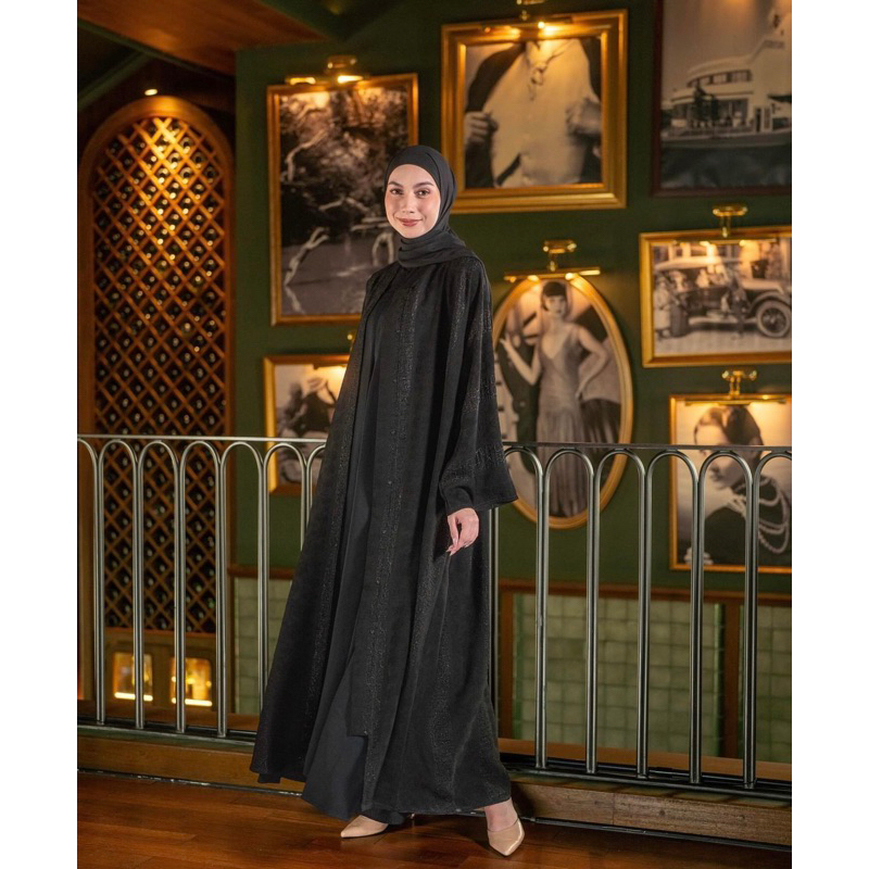 HALIMA ABAYA Cheryl Outer Heaven Lights