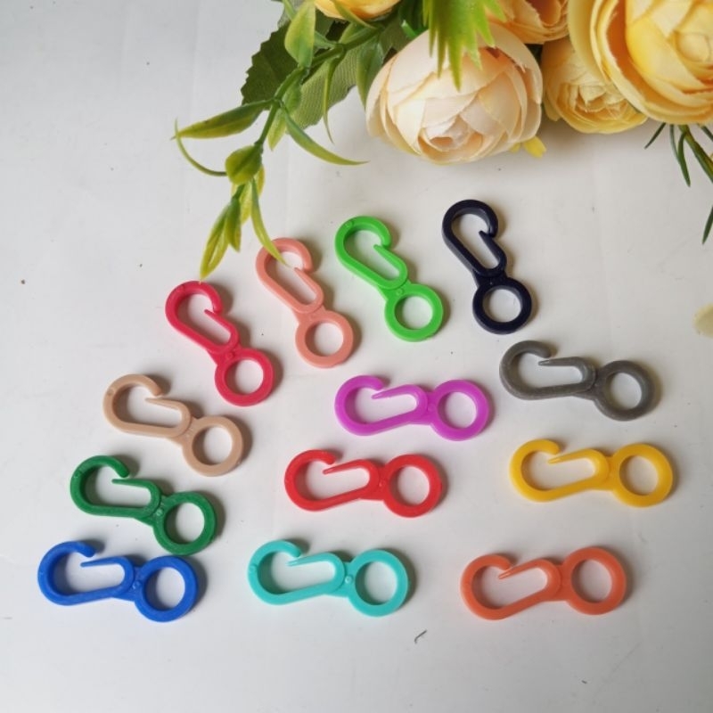 Pengait Plastik 100 pcs Kait Plastik KewKew Plastik Kait Plastik Warna Warni Kew Kew Hook Pengait