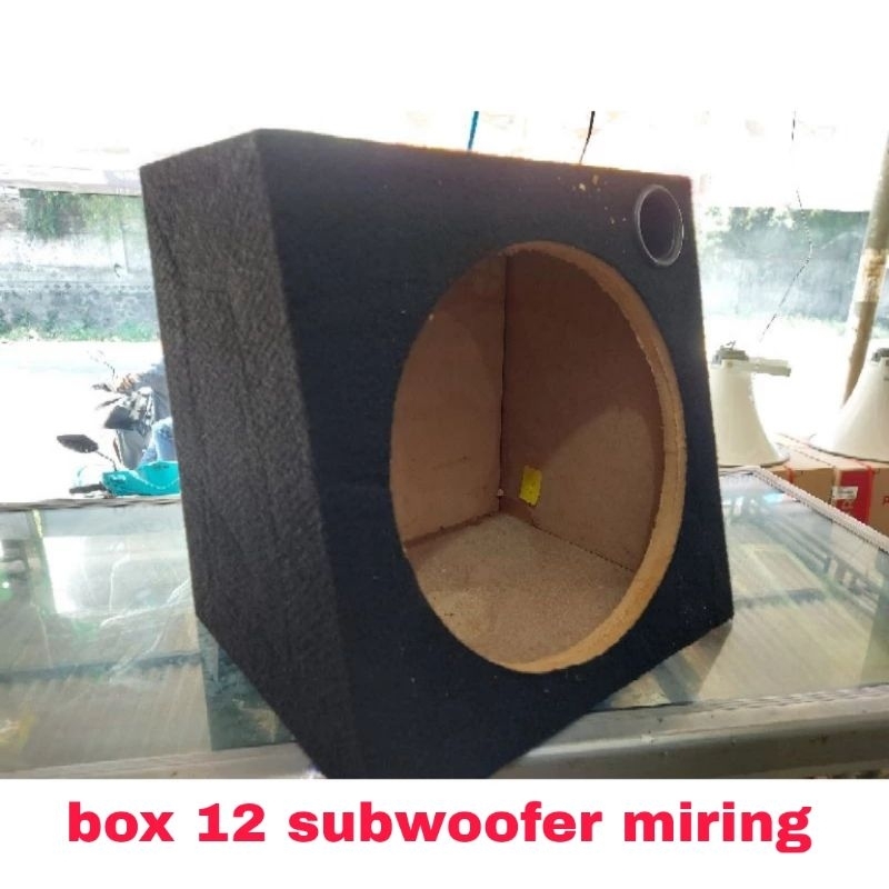 Box speaker 10 in miring
