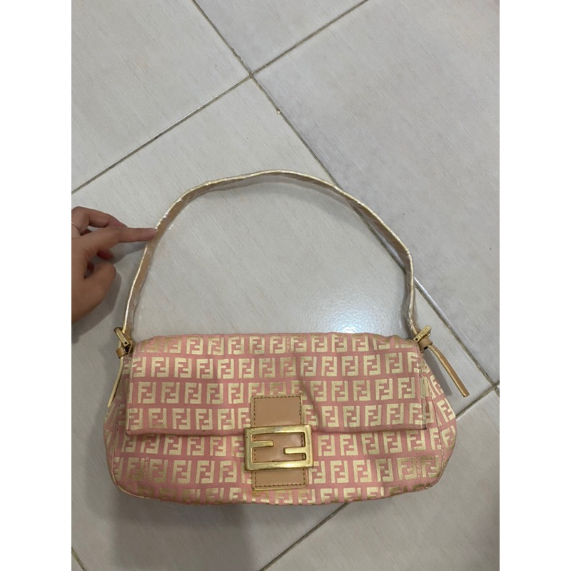 Tas Preloved Fendi Baguette Vintage Pink