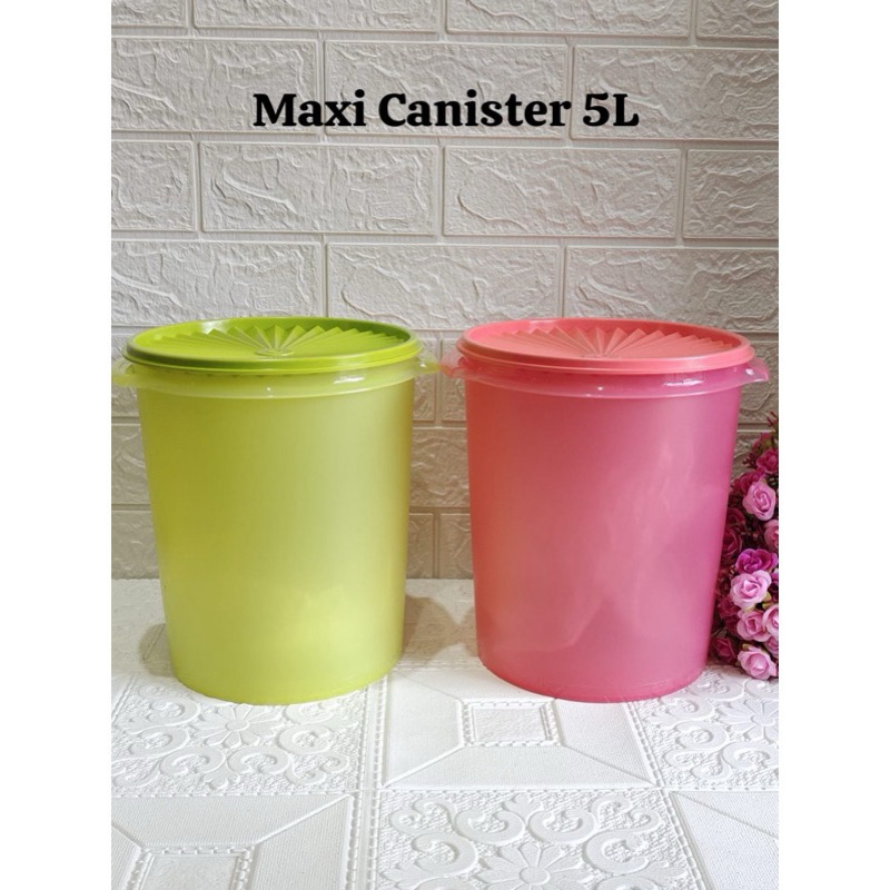 NEW // Maxi/ crispy canister tupperware