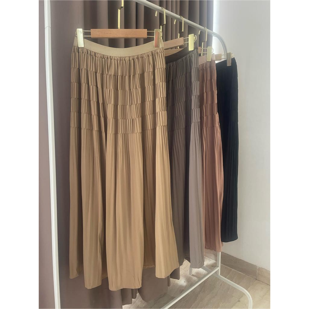 BEVY - Rok Plisket Korea Import Maxi Panjang