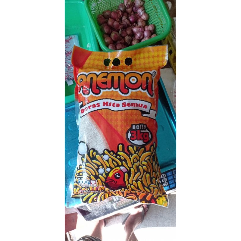 

Beras pulen Anemon beras kita semua kemasan 5kg, 3kg, dan 1kg