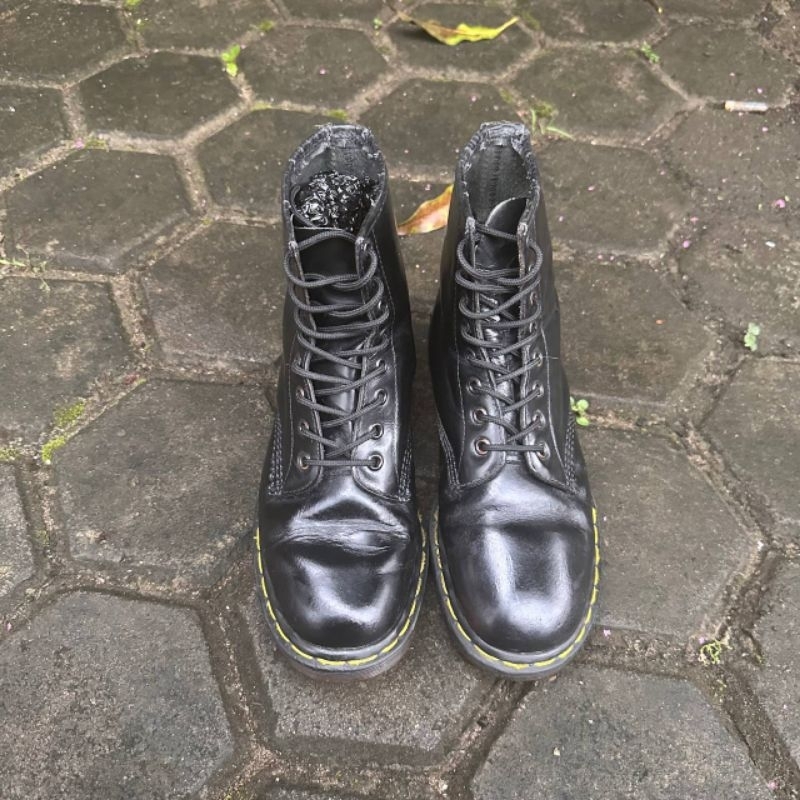 Dr Martens 1460 size 41 MIE