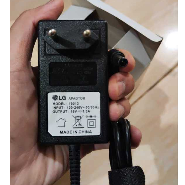 Adaptor LG Monitor 19V 1.3A ( Monitor)