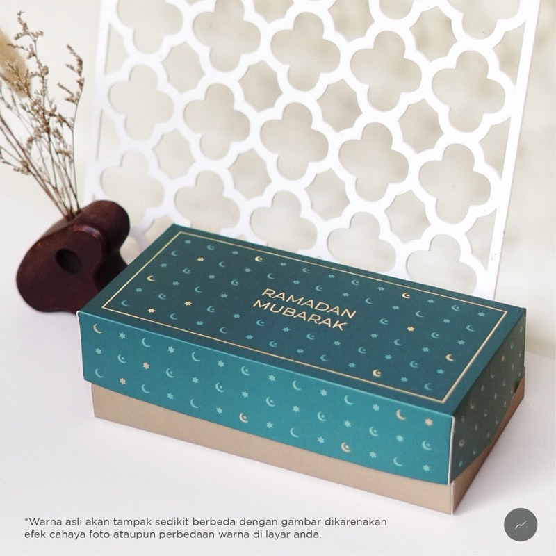 

Box lebaran lapis legit 24x12x7cm serba guna snackbox idul fitri PREMIUM LIMITED