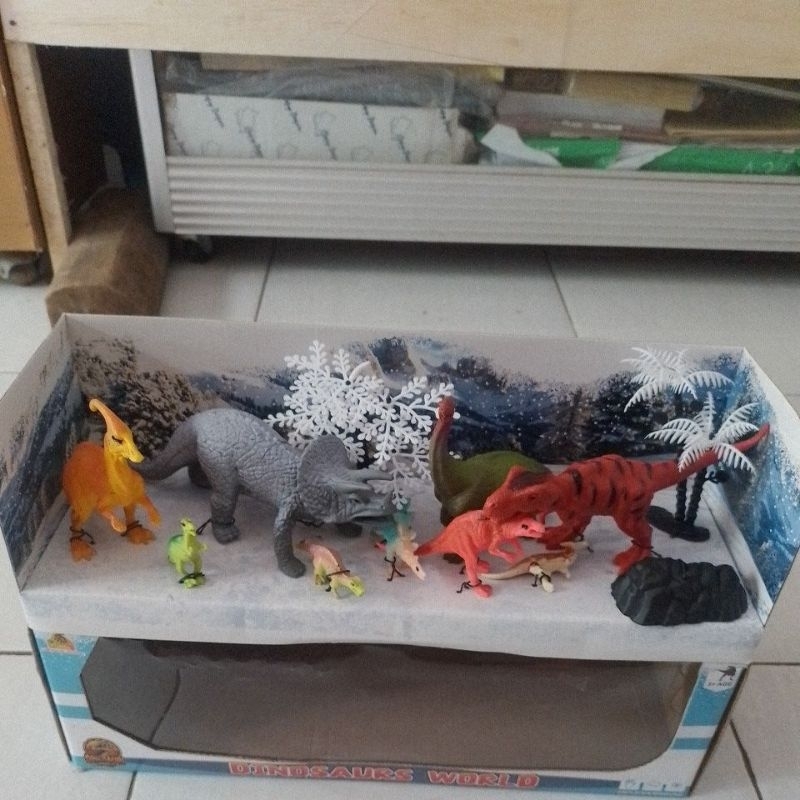 mainan hewan hewanan dinosaurus