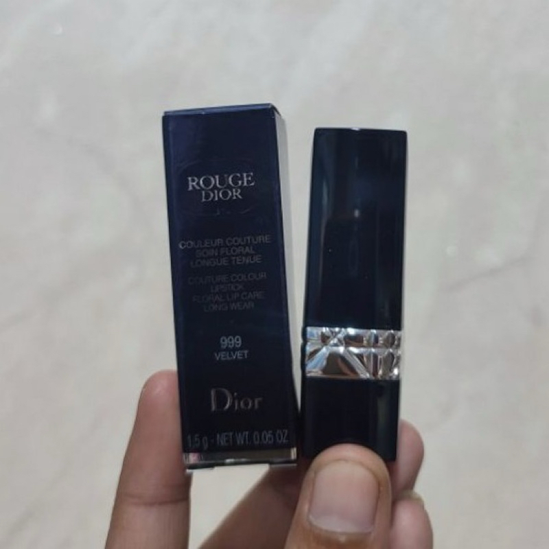 Dior Rouge Mini Lipstick Shade : 999 Velvet