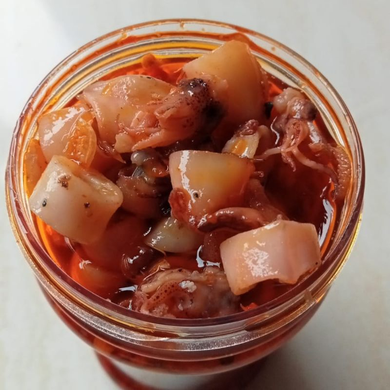 

sambel cumi asin kemasan 150 ML