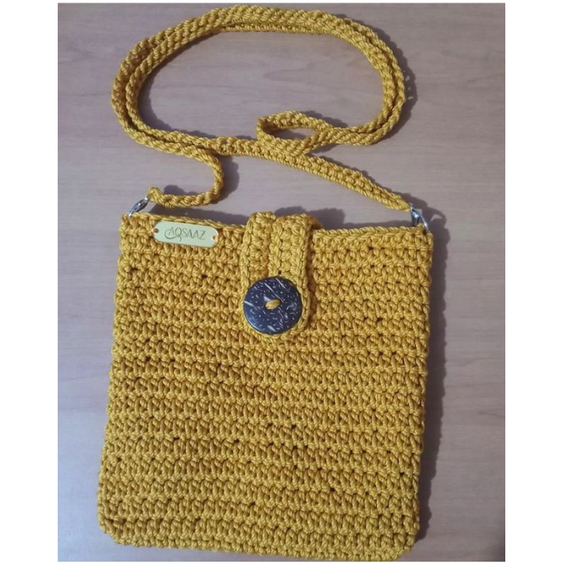 tas selempang rajut mini