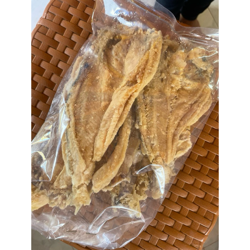 

KRISPI IKAN LEA/IKAN SIAP MAKAN/BUKAN GESEK(BUKAN IKAN ASIN)