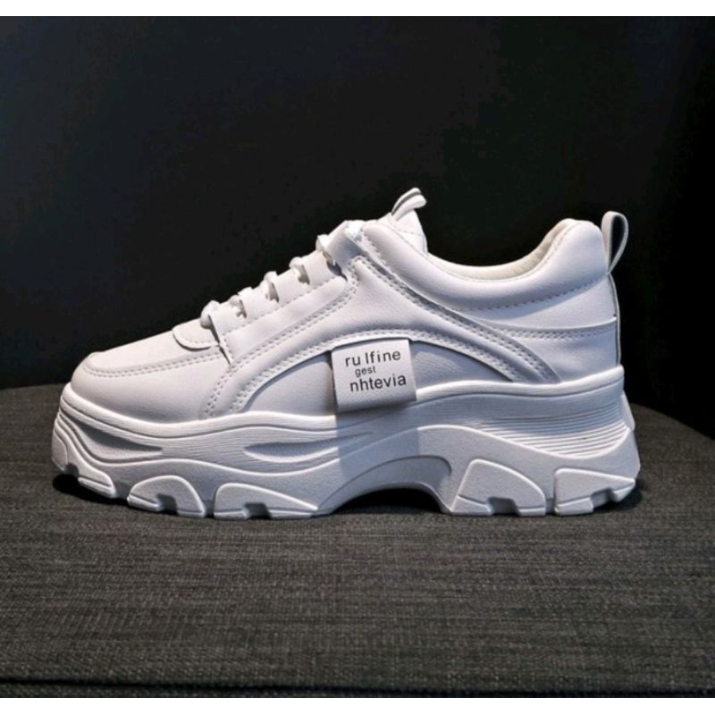 LIVISON shoes sneakers sepatu putih wanita