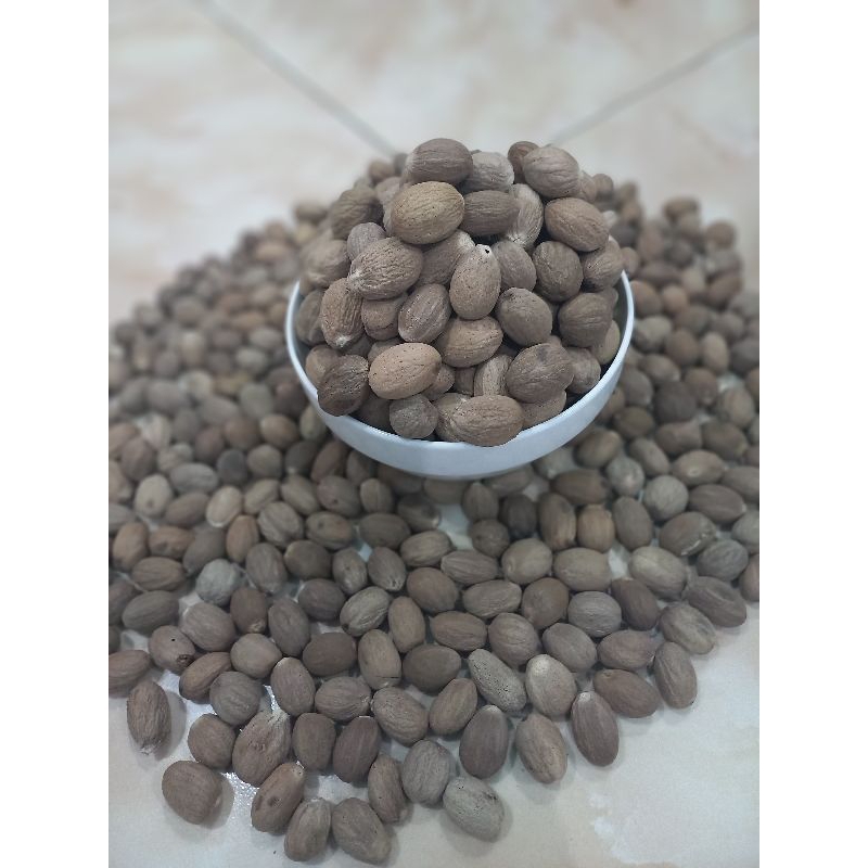 

BIJI BUAH PALA & KAYU MANIS
