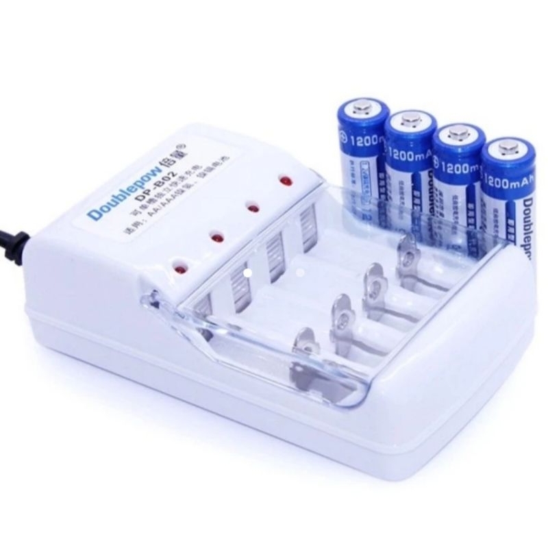 DOUBLEPOW CHARGER BATTERY/ BATERAI 4 SLOT FOR AA/ AAA/ 2A/ 3A/ CHARGER BATERAI