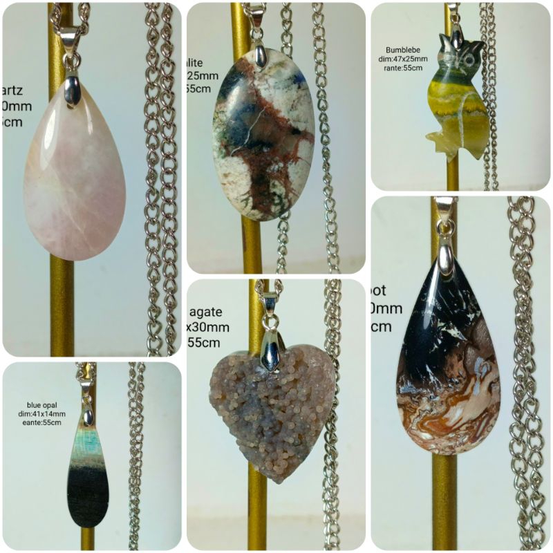 liontin batu natural