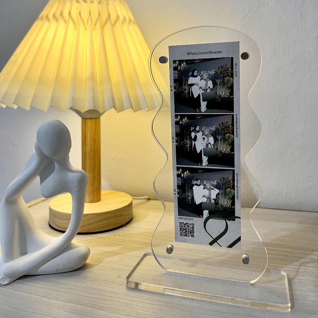 Single PhotoStrip Frame Acrylic for Photobooth/Photobox