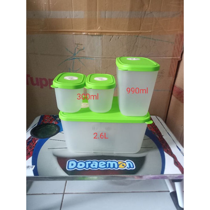 wadah kulkas Tupperware(1)