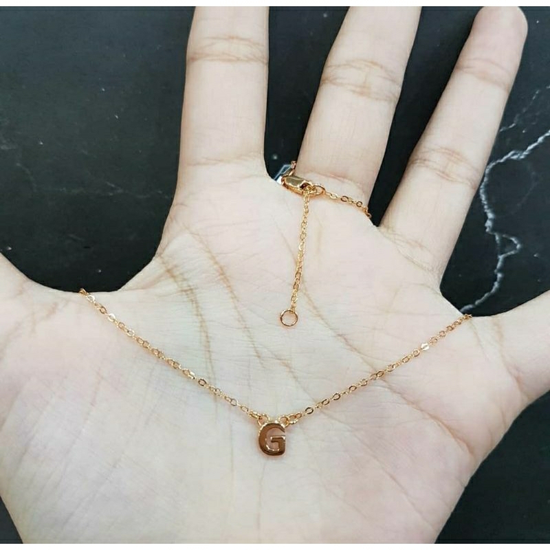 Kalung Huruf Mini/Kalung titanium lapis emas