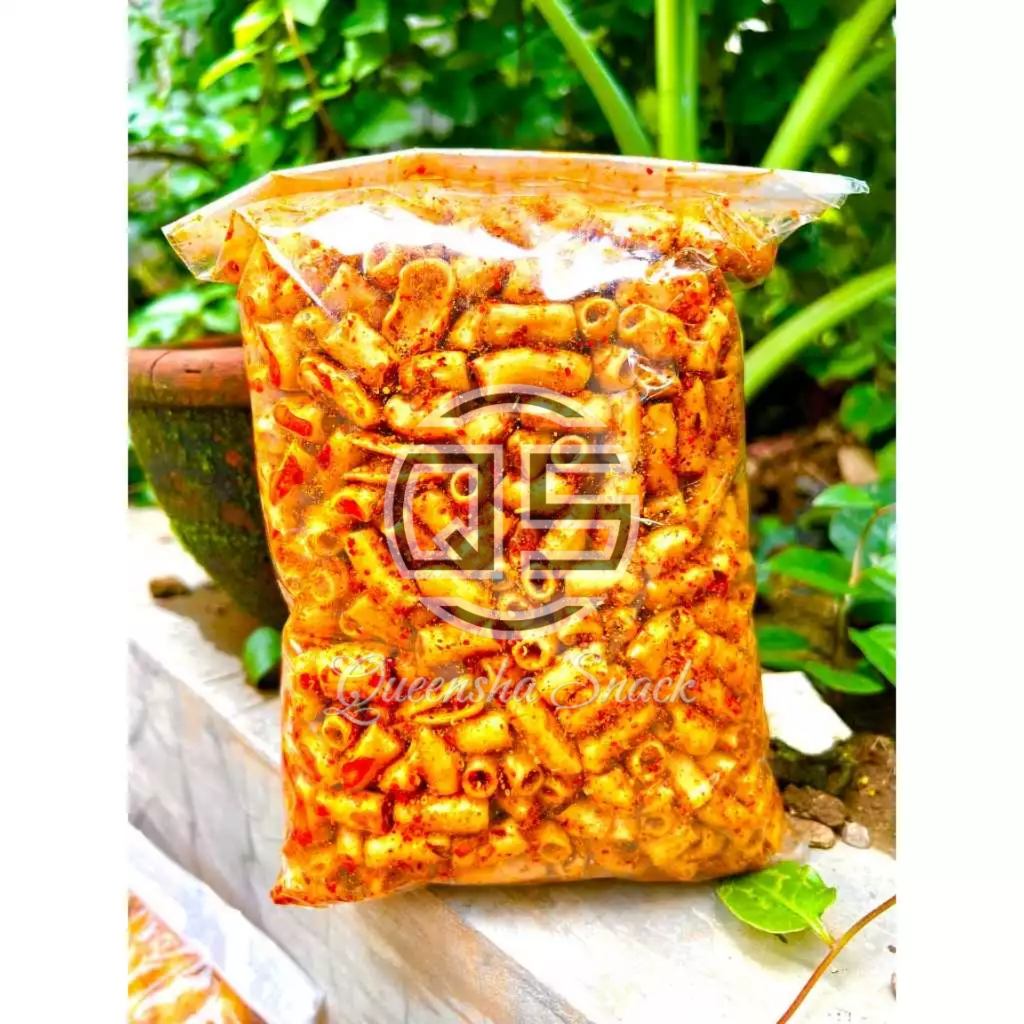 

MAKARONI PEDAS DAUN JERUK / MAKARONI BANTAT ISI 500 GRAM /MAKARONI PEDAS DAUN JERUK