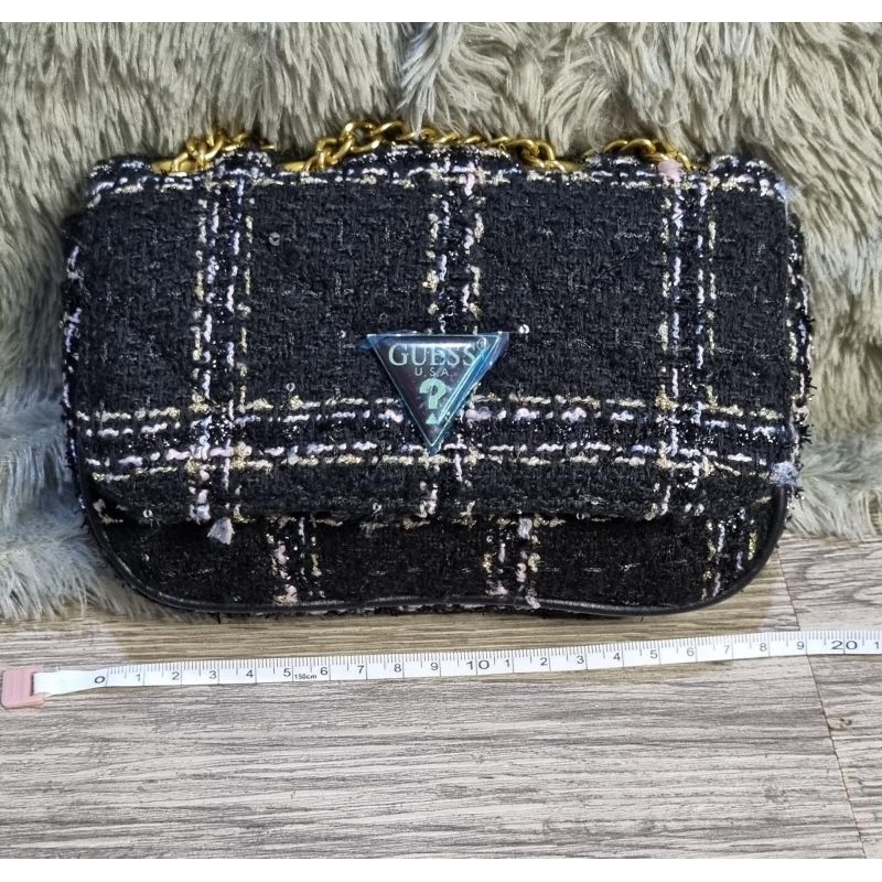 Tas Guess Wanita Tweed black and white