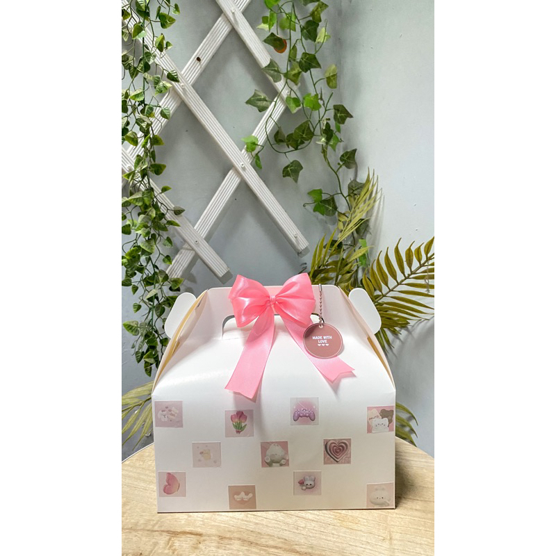 

GIFTBOX ISI SNACK (NEW)