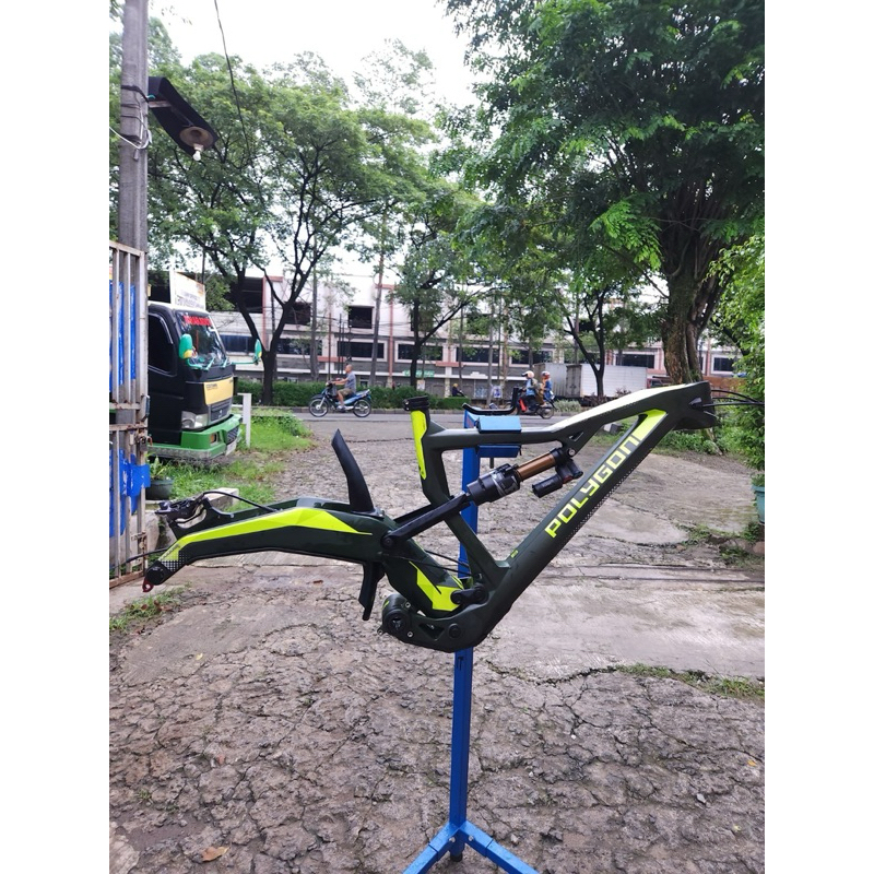 frame xquarone ex