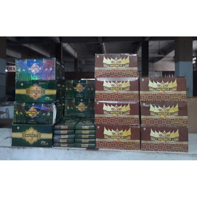 Sarung Wadimor Original / Sarung Tenun Wadimor motif Padang dan  Bukit Tinggi