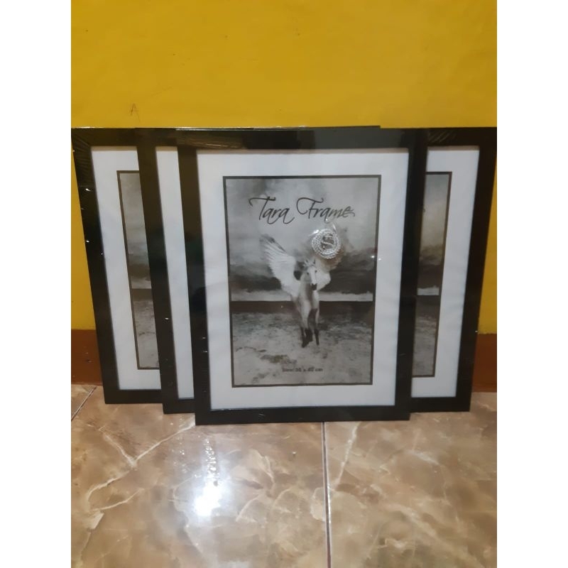 bingkai foto plus kaca singel ukrn 30 x 40