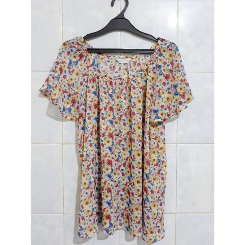 Blouse bunga babydoll