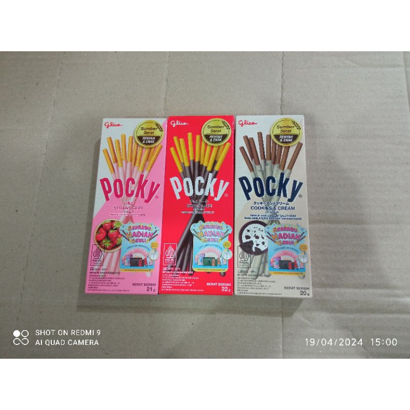 

Biskuit Stick Pocky coklat