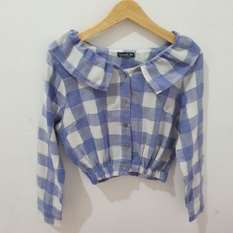 Crop Top Kemeja Lengan Panjang