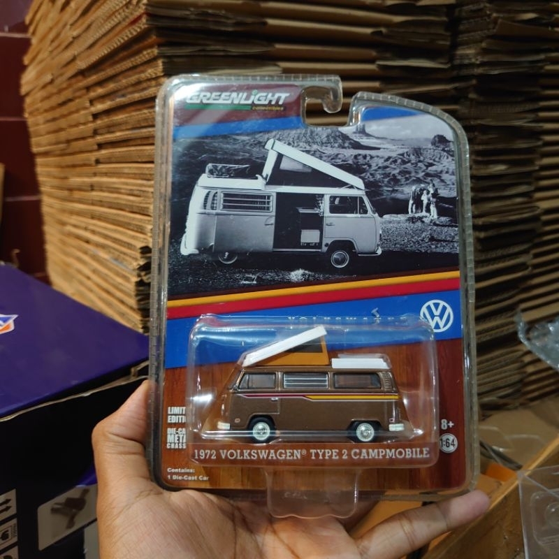 GREENLIGHT Volkswagen Type 2 Campmobile