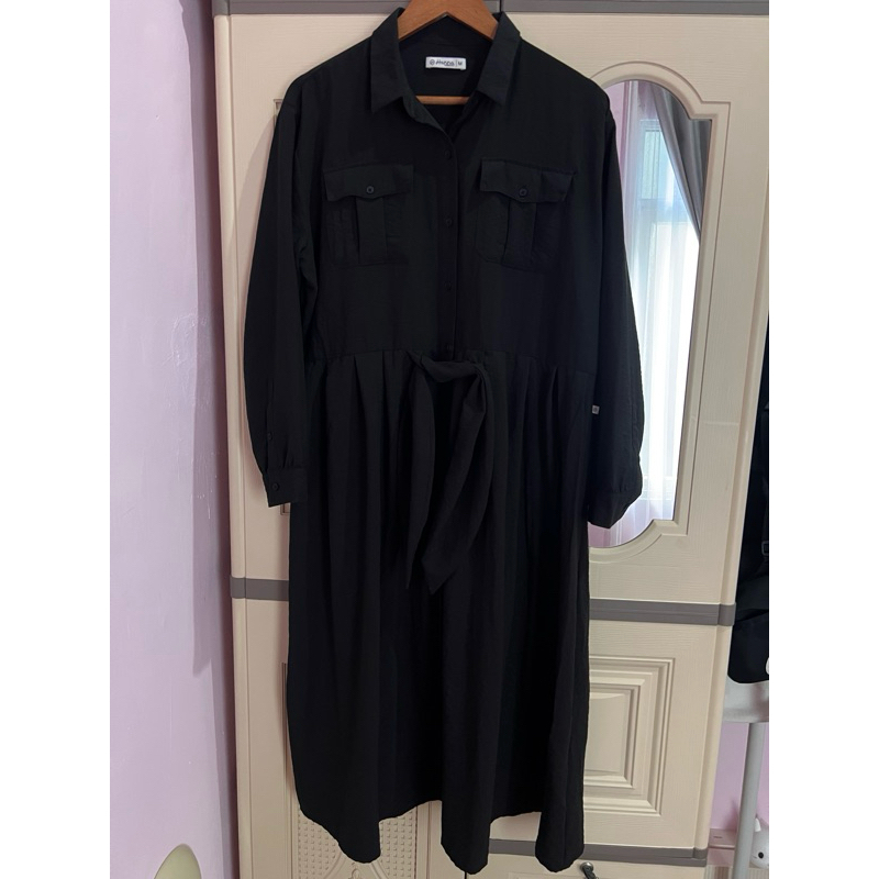 PRELOVED LIKE NEW HANNA HIJAB BY GREENLIGHT Maxi Dress Eris Circle Poly