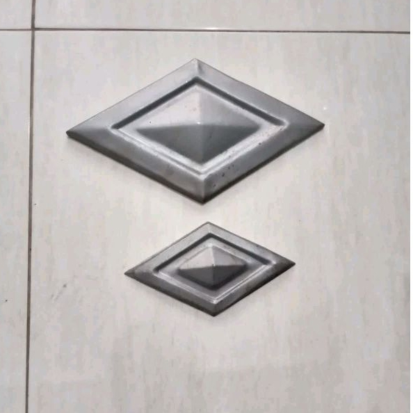 WAJIK BESI / ORNAMEN PAGAR BESI