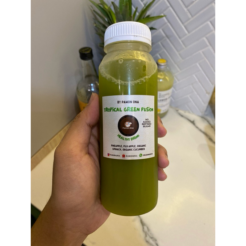 

COLD PRESSED JUICE - TROPICAL GREEN FUSION (PINEAPPLE, APPLE, ORGANIC CUCUMBER, ORGANIC SPINACH)
