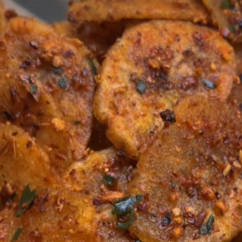 

keripik pisang rasa pedas daun jeruk, berat 100gram