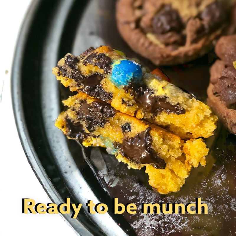 

Home-made soft Cookies by @bahamunch Regular size